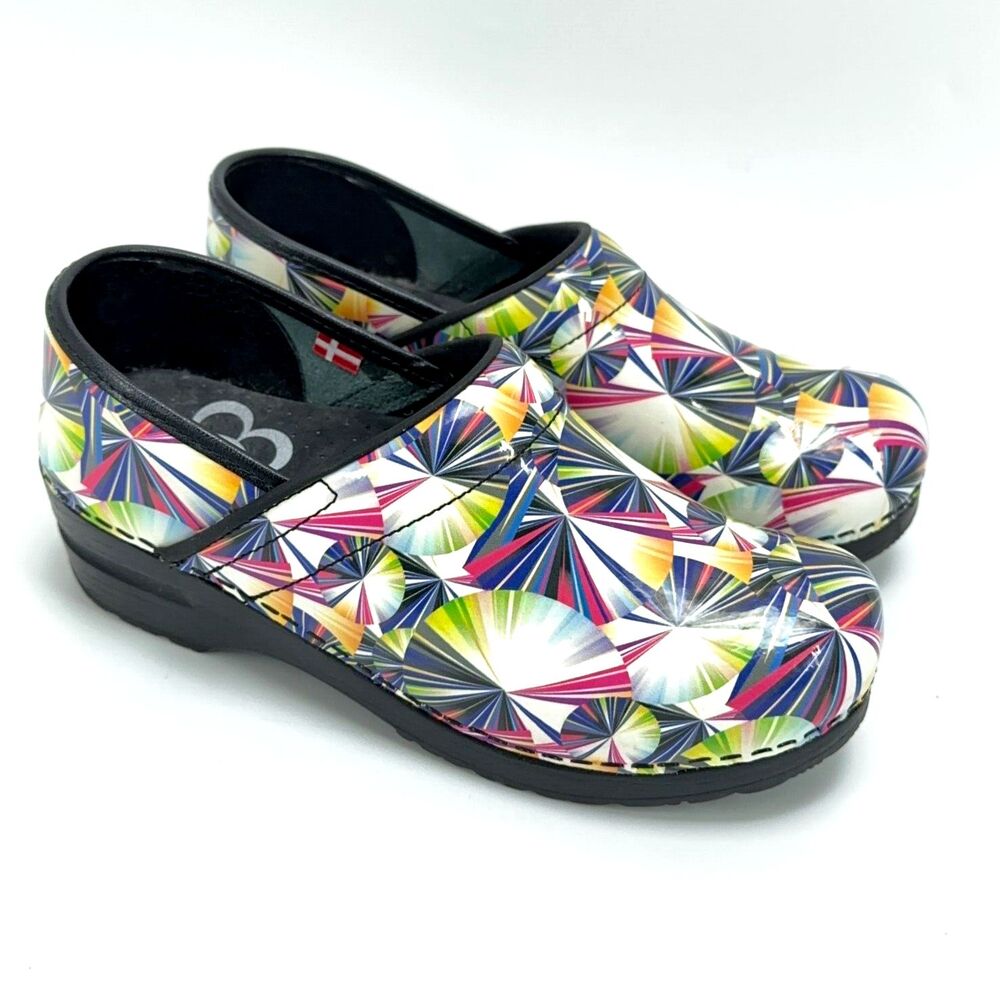 SANITA Women’s Size 38 / 7 Straton Colorful Lines Swirls Nursing Danish Clog